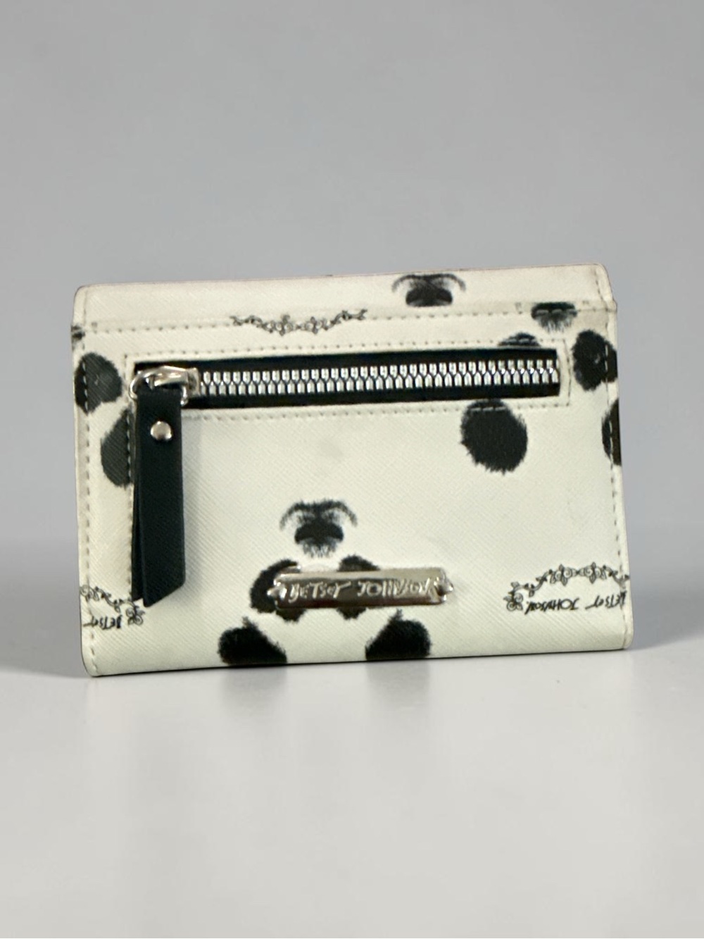 Betsey Johnson White and Black Panda-Print Small Trifold Wallet. NWOT - Picture 2 of 6